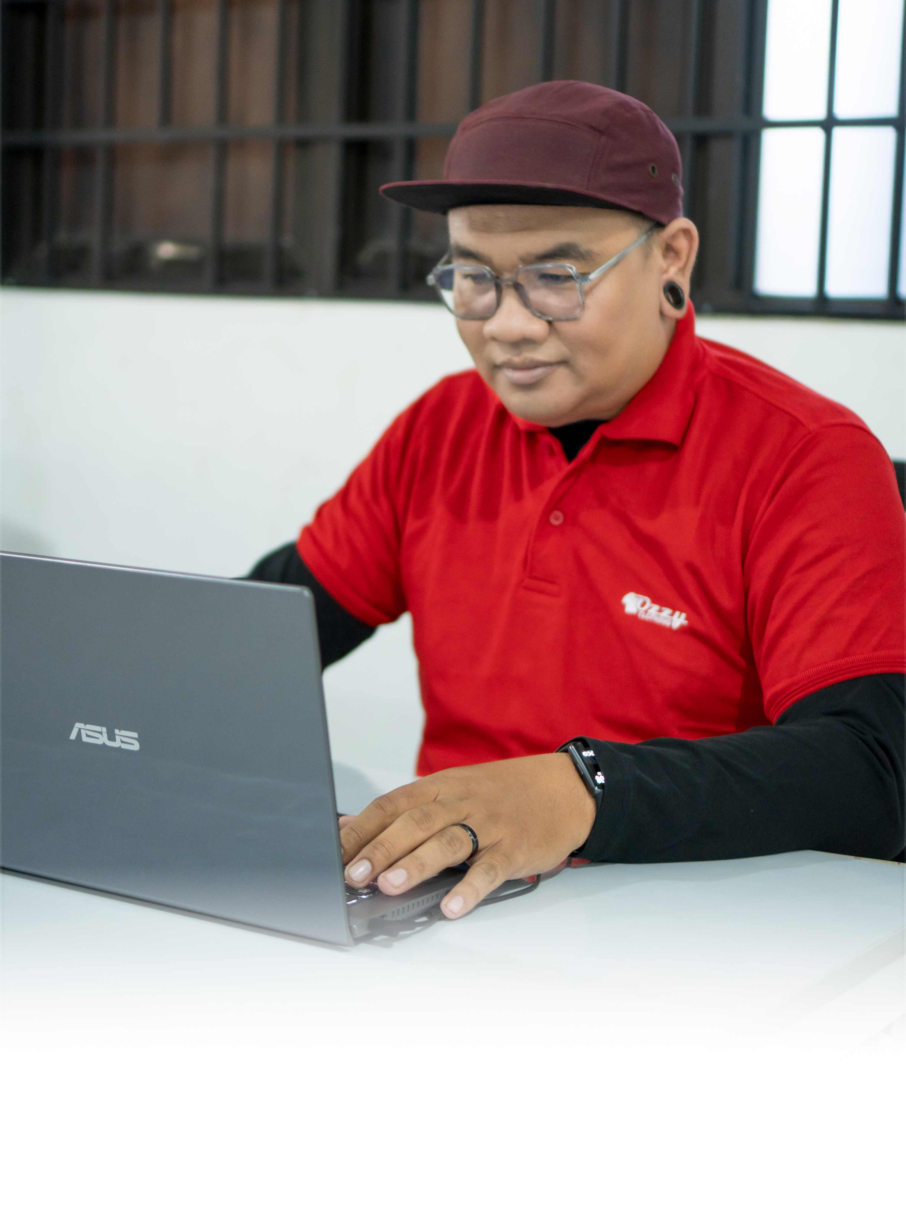 Senior Grapich Designer